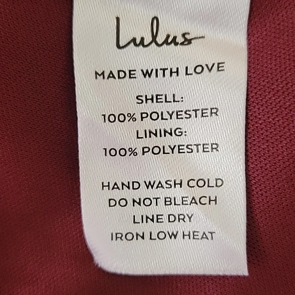 Lulus Tier to Enchant NWT Burgundy Long Sleeve Tiered Maxi Dress